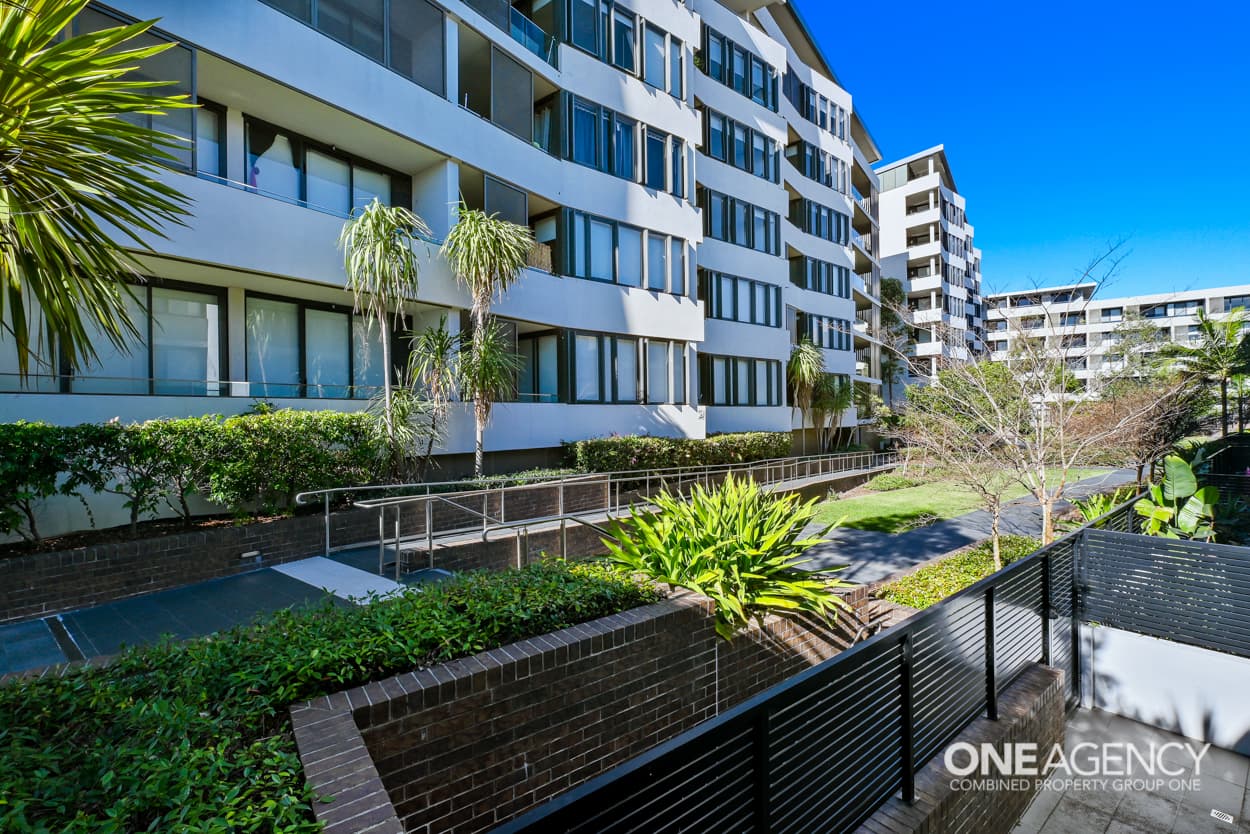 202/10 Hilly Street, Mortlake, Mortlake - Image 1