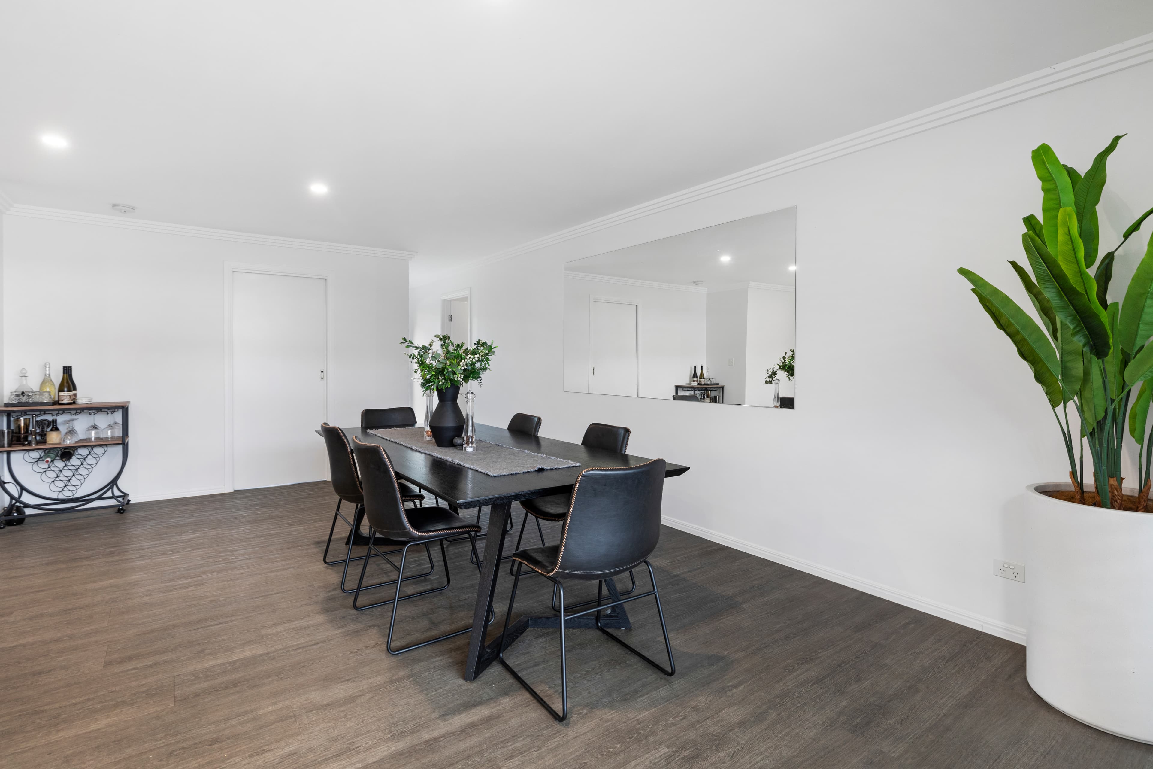 54 Christine Avenue, Burleigh Waters, Burleigh Waters - Thumbnail 7