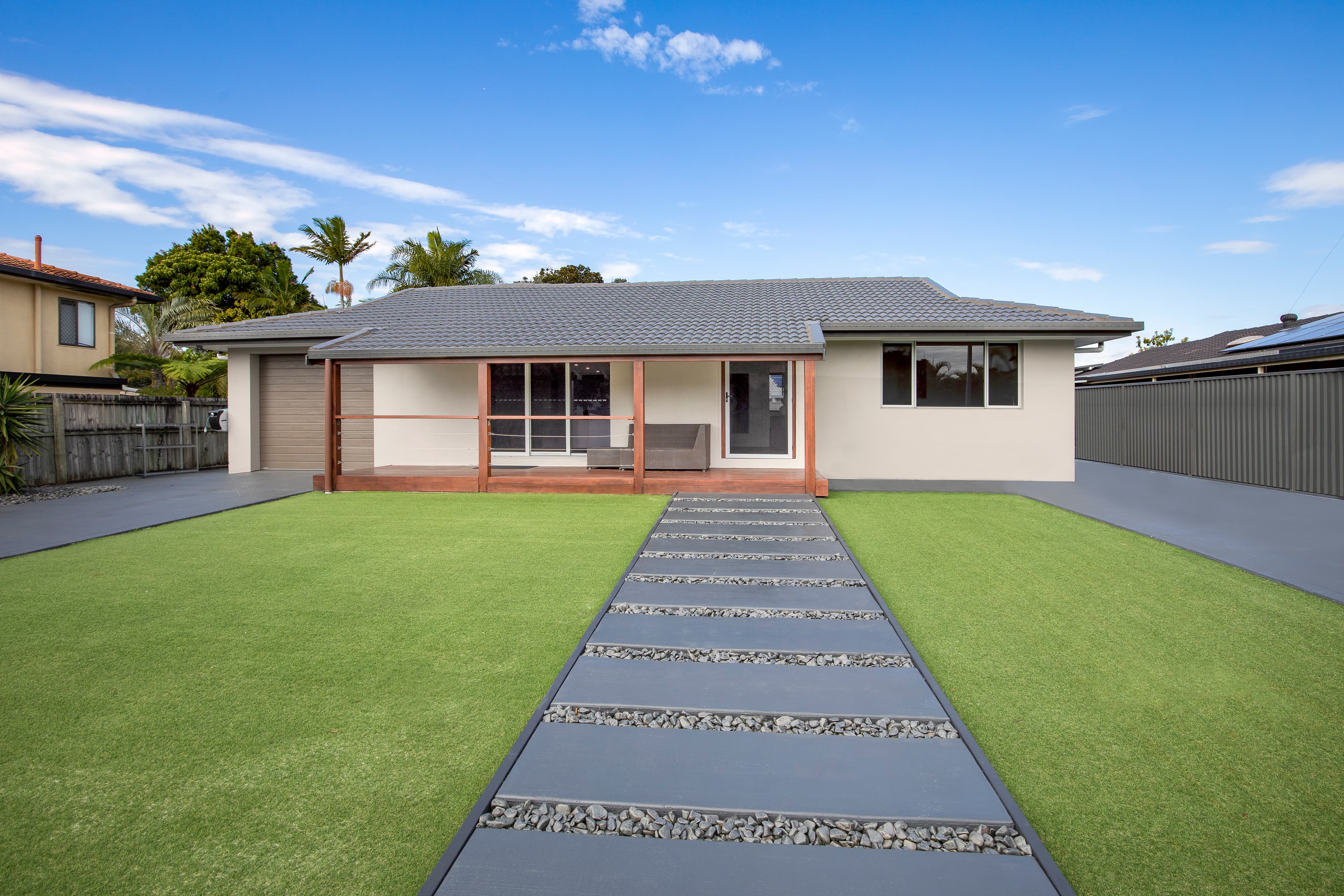 54 Christine Avenue, Burleigh Waters, Burleigh Waters - Image 1
