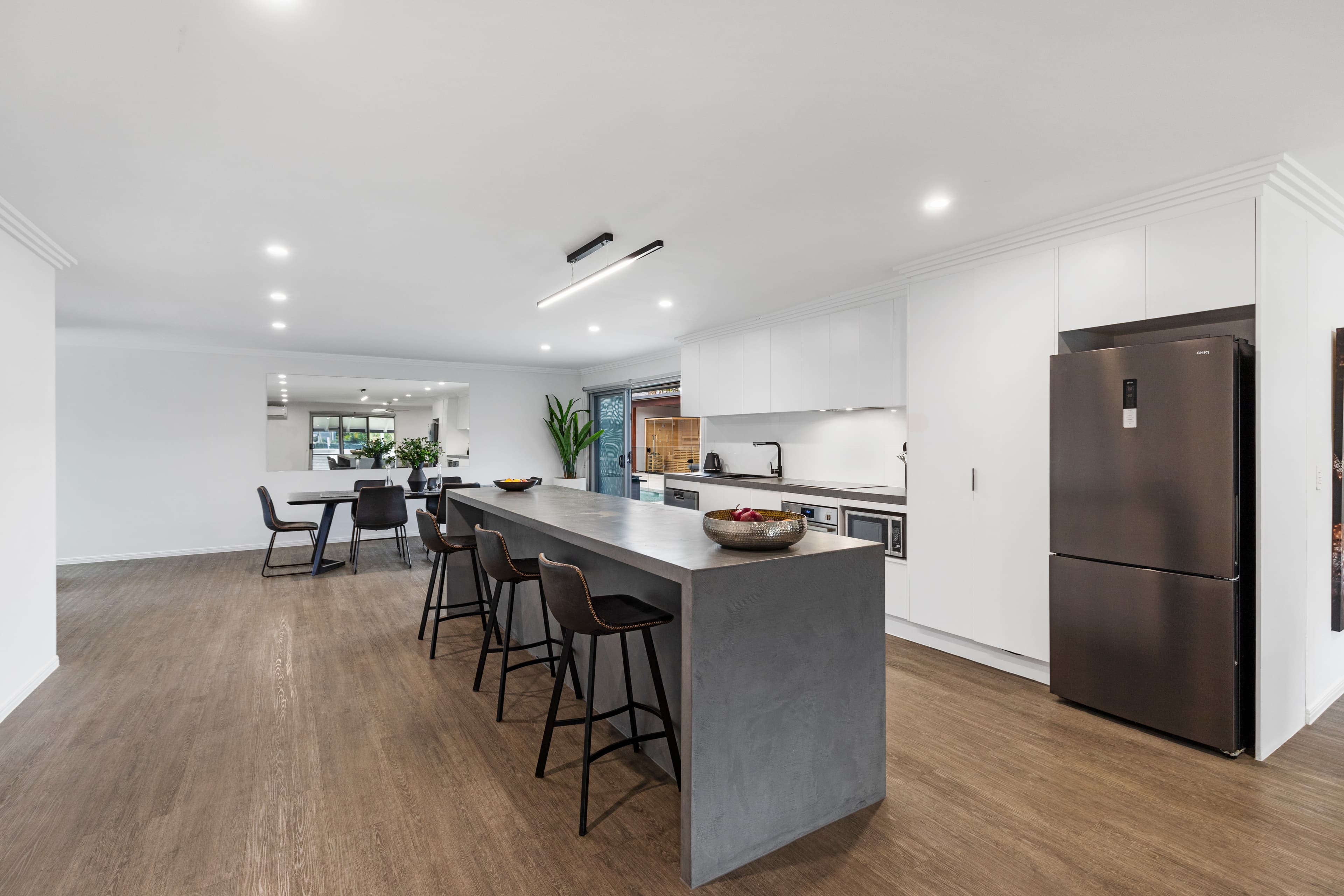 54 Christine Avenue, Burleigh Waters, Burleigh Waters - Thumbnail 8