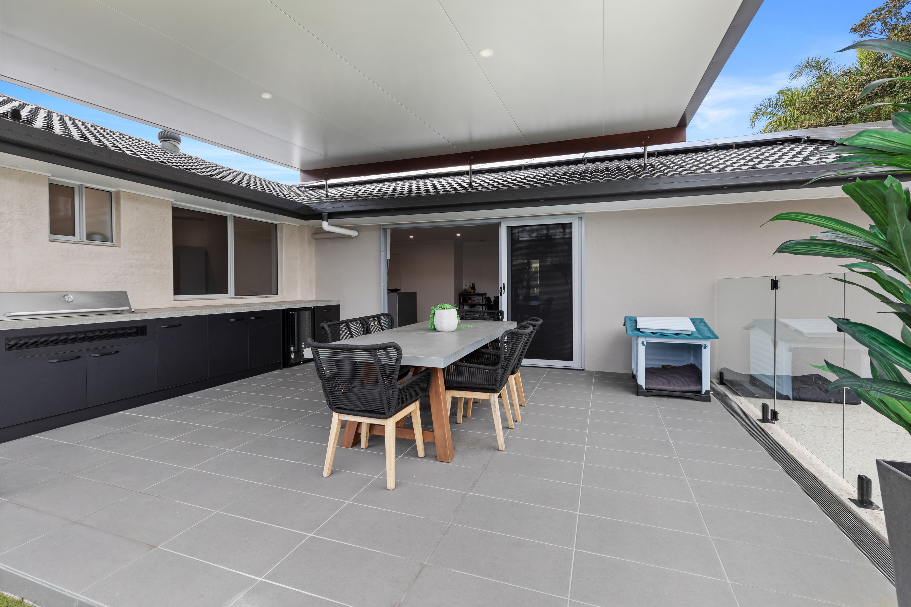54 Christine Avenue, Burleigh Waters, Burleigh Waters - Thumbnail 6