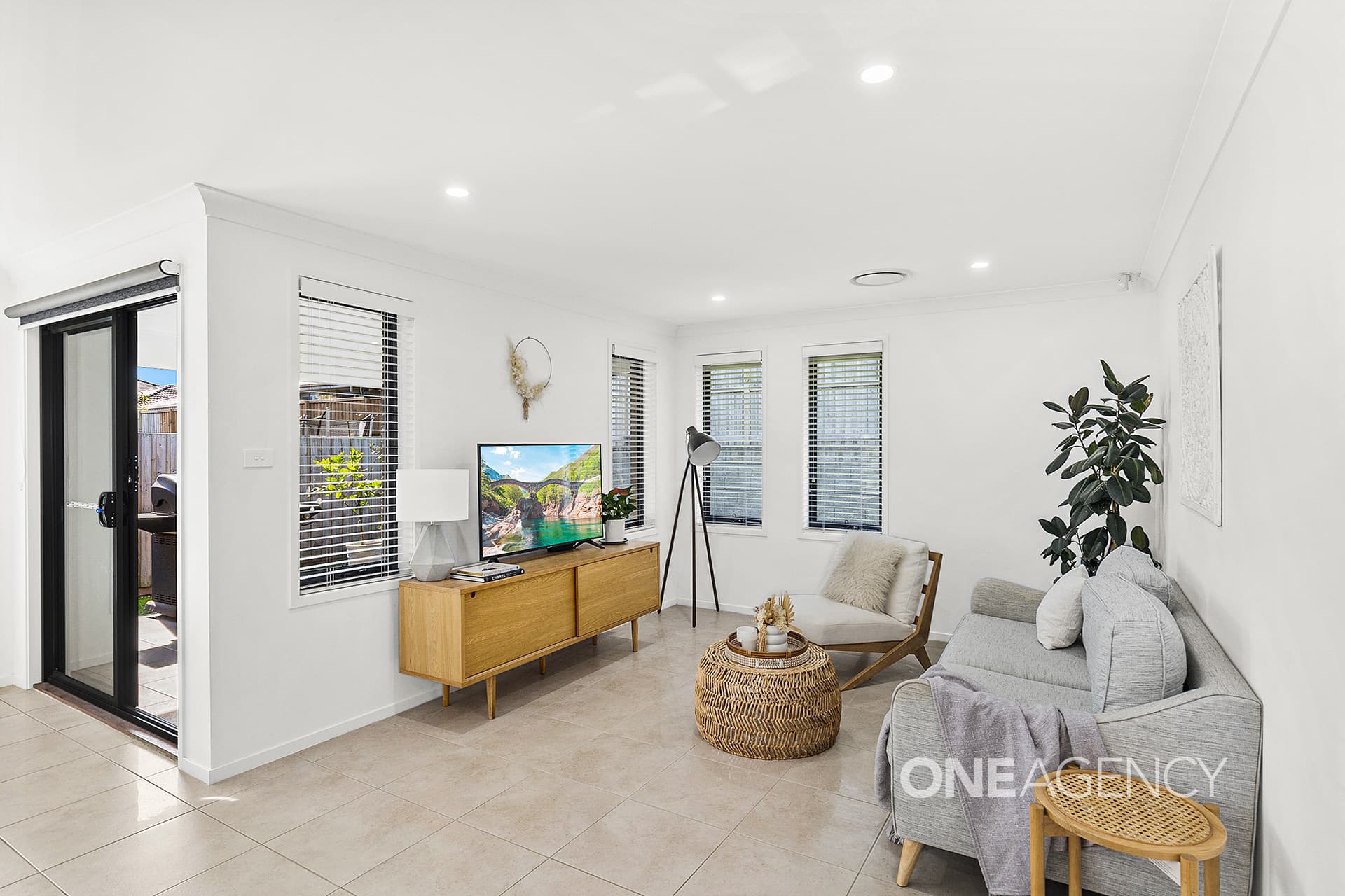 27 Bodalla Street, Tullimbar, Tullimbar - Thumbnail 4