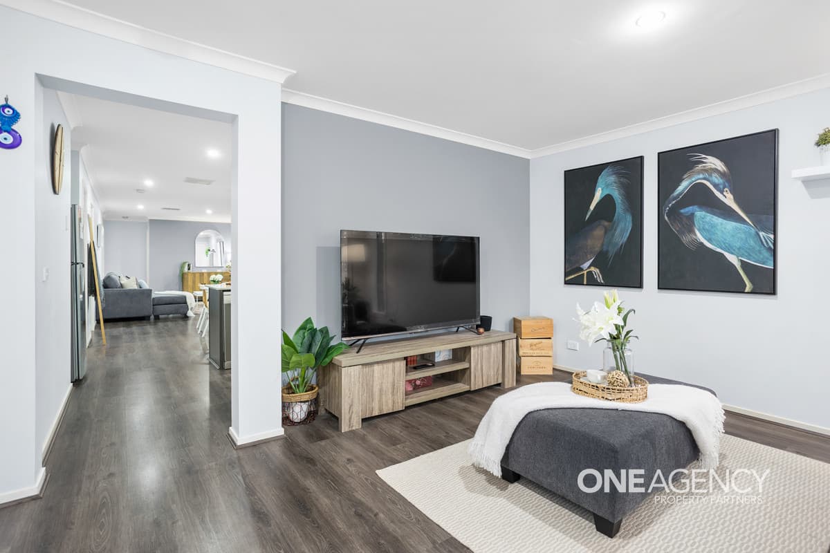 12 Jemma Avenue, Point Cook, Point Cook - Thumbnail 4