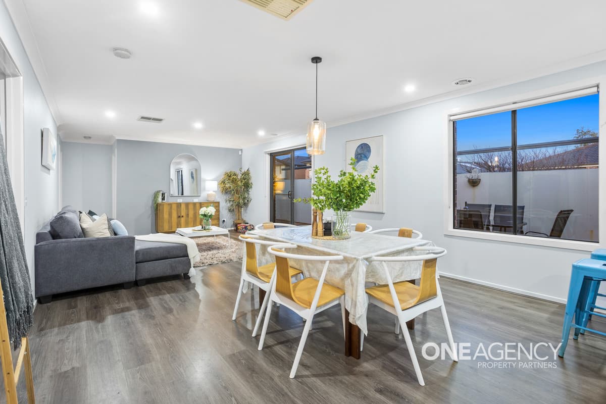 12 Jemma Avenue, Point Cook, Point Cook - Thumbnail 8