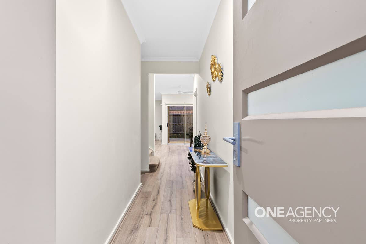 6 Grampians Avenue, Werribee, Werribee - Thumbnail 3