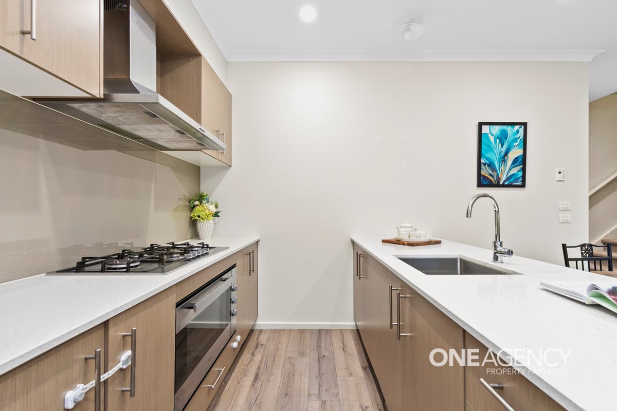 6 Grampians Avenue, Werribee, Werribee - Thumbnail 7