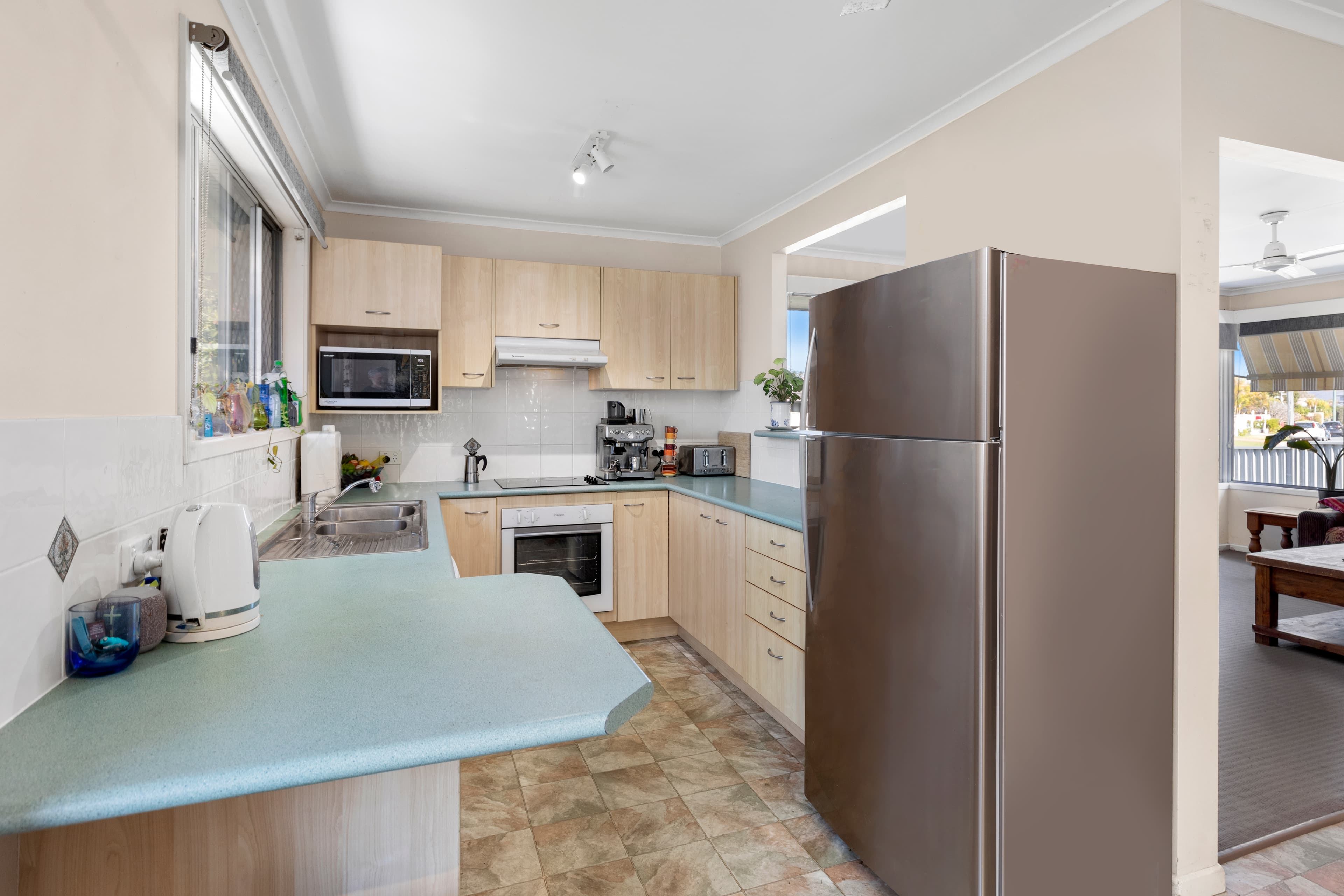 9 Jabiru Avenue, Burleigh Waters, Burleigh Waters - Thumbnail 4