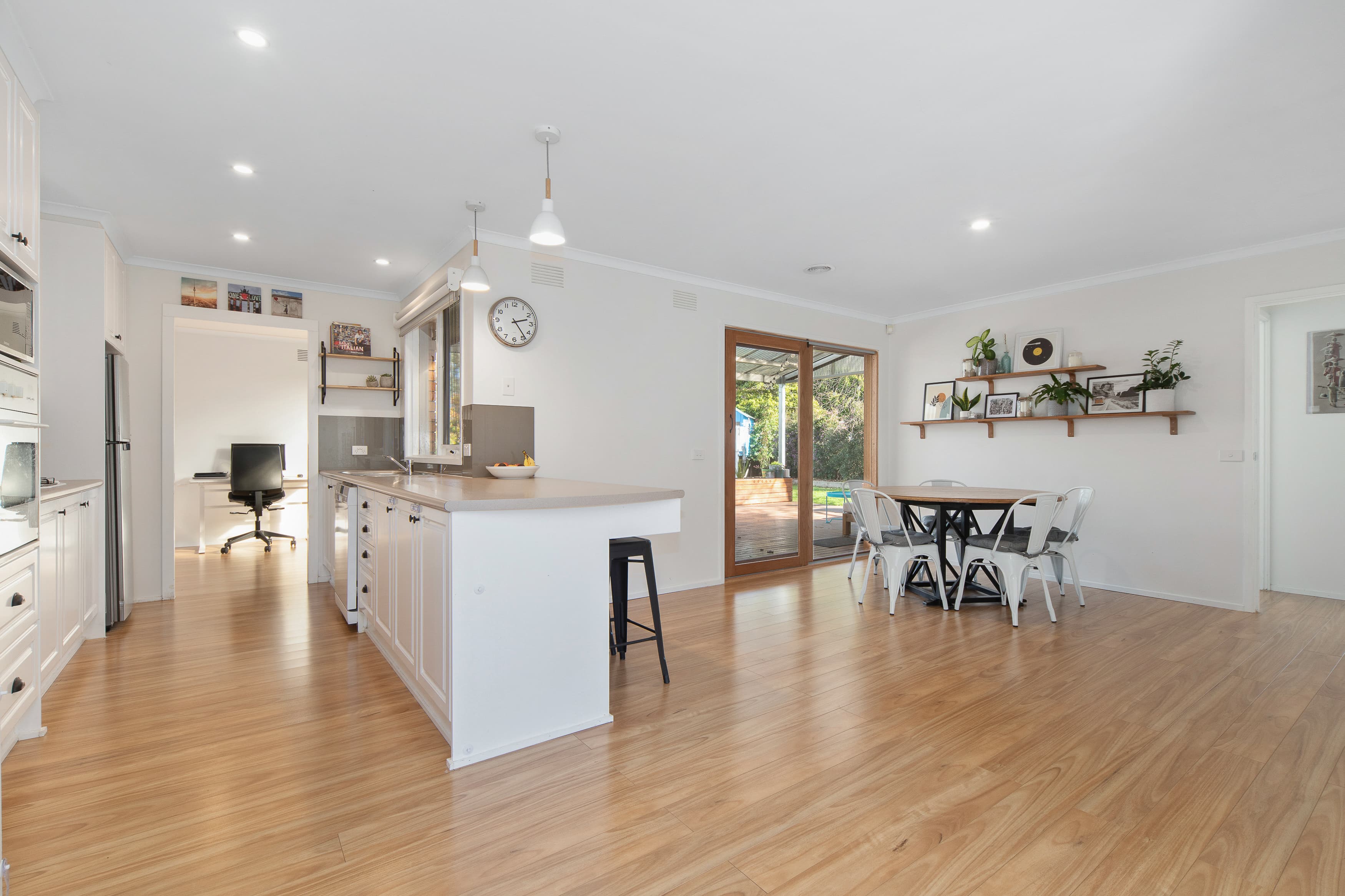 7 Banbury Court, Somerville, Somerville - Thumbnail 2