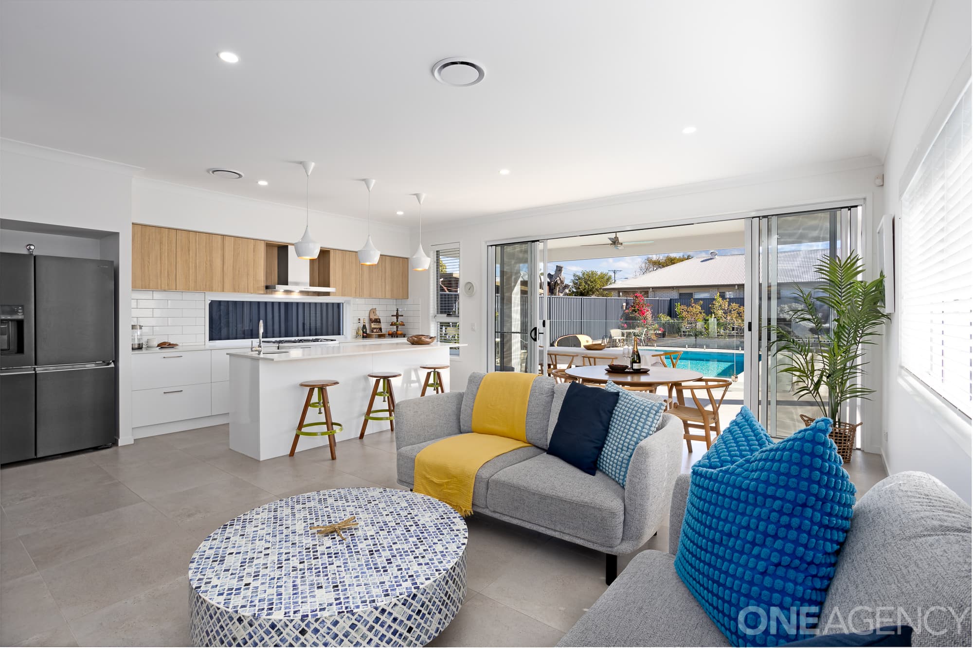 585 Oxley Avenue, Scarborough, Scarborough - Thumbnail 4