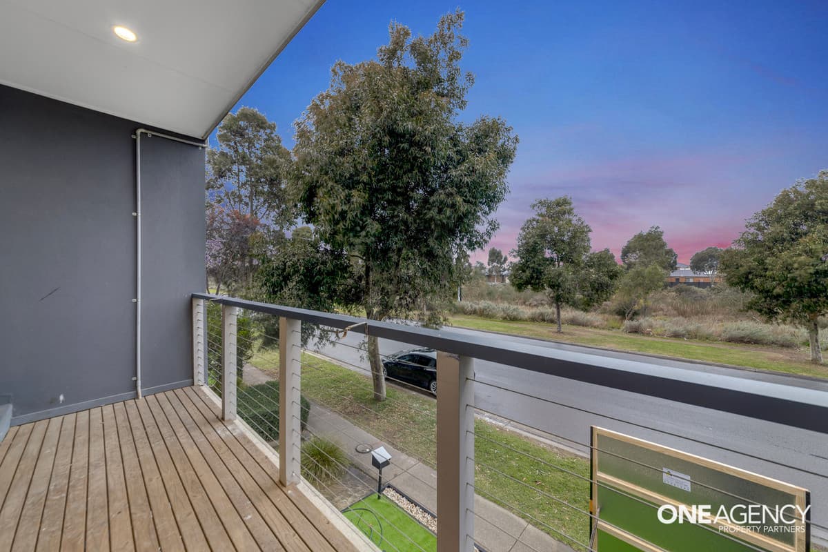 314 Boardwalk Boulevard, Point Cook, Point Cook - Thumbnail 3