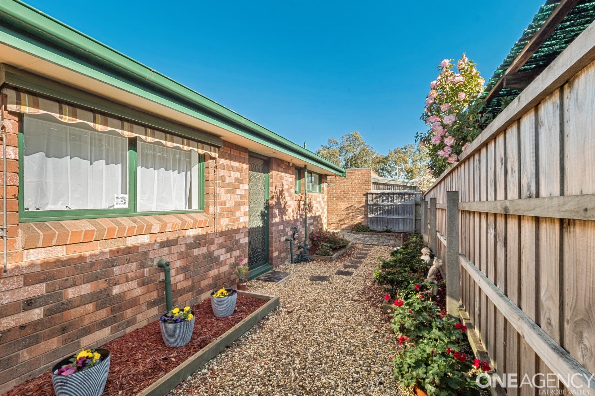 2/49 Waratah Drive, Morwell, Morwell - Image 1