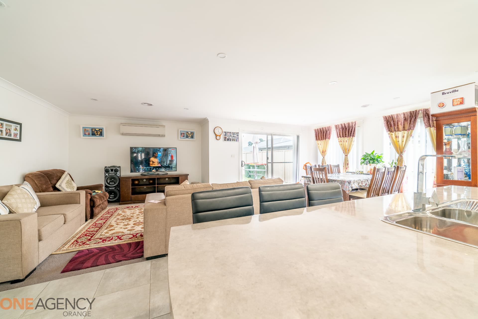 27 Diamond Drive, Orange, Orange - Thumbnail 6