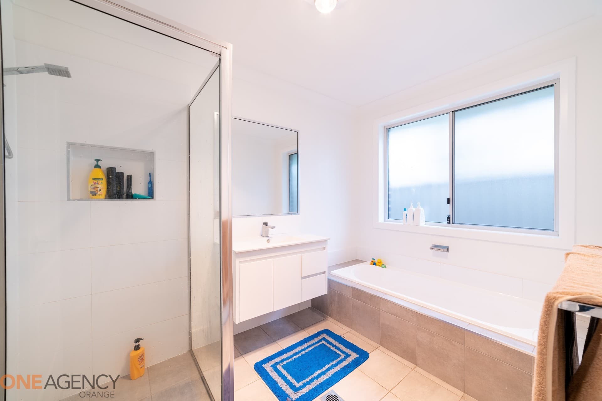 27 Diamond Drive, Orange, Orange - Thumbnail 8