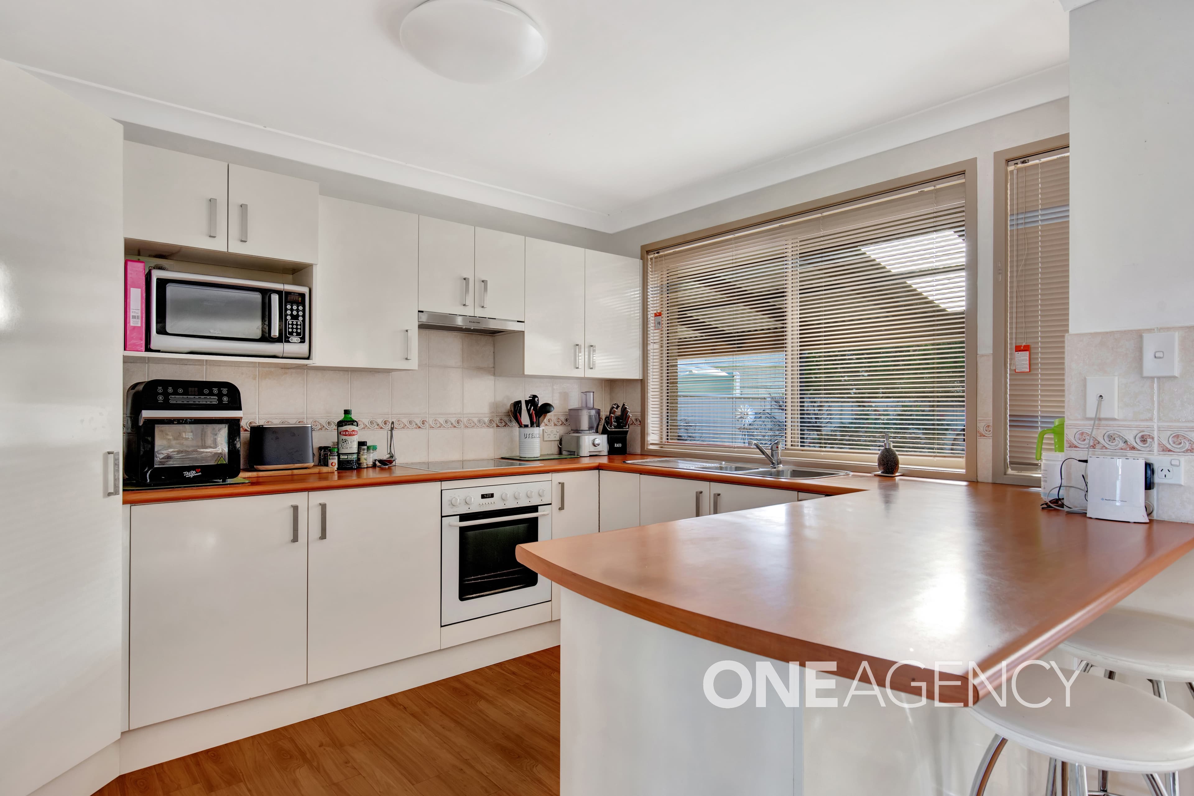 3 Atkins Place, St Georges Basin, St Georges Basin - Thumbnail 2