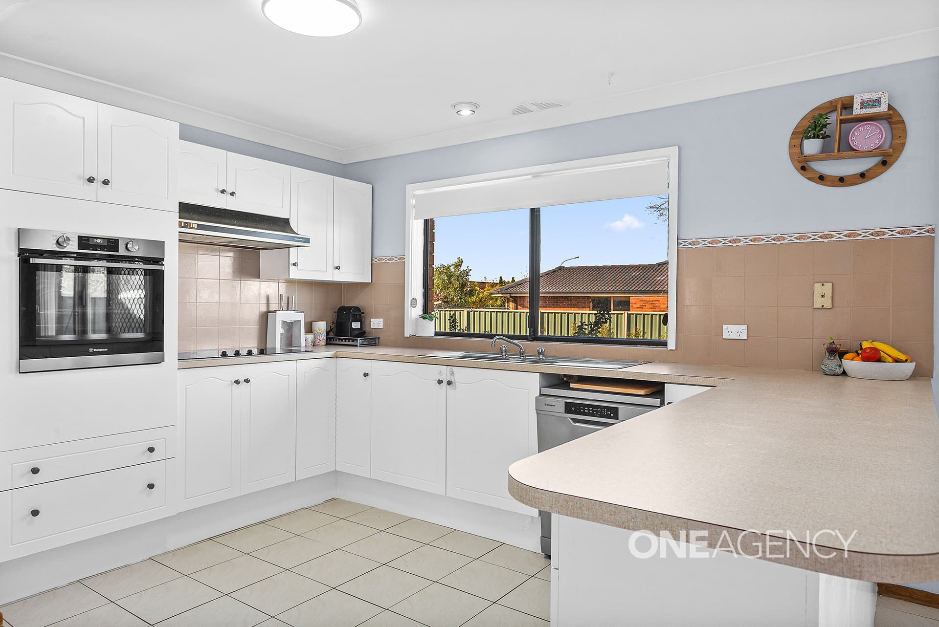 7 Meehan Close, Horsley, Horsley - Thumbnail 3