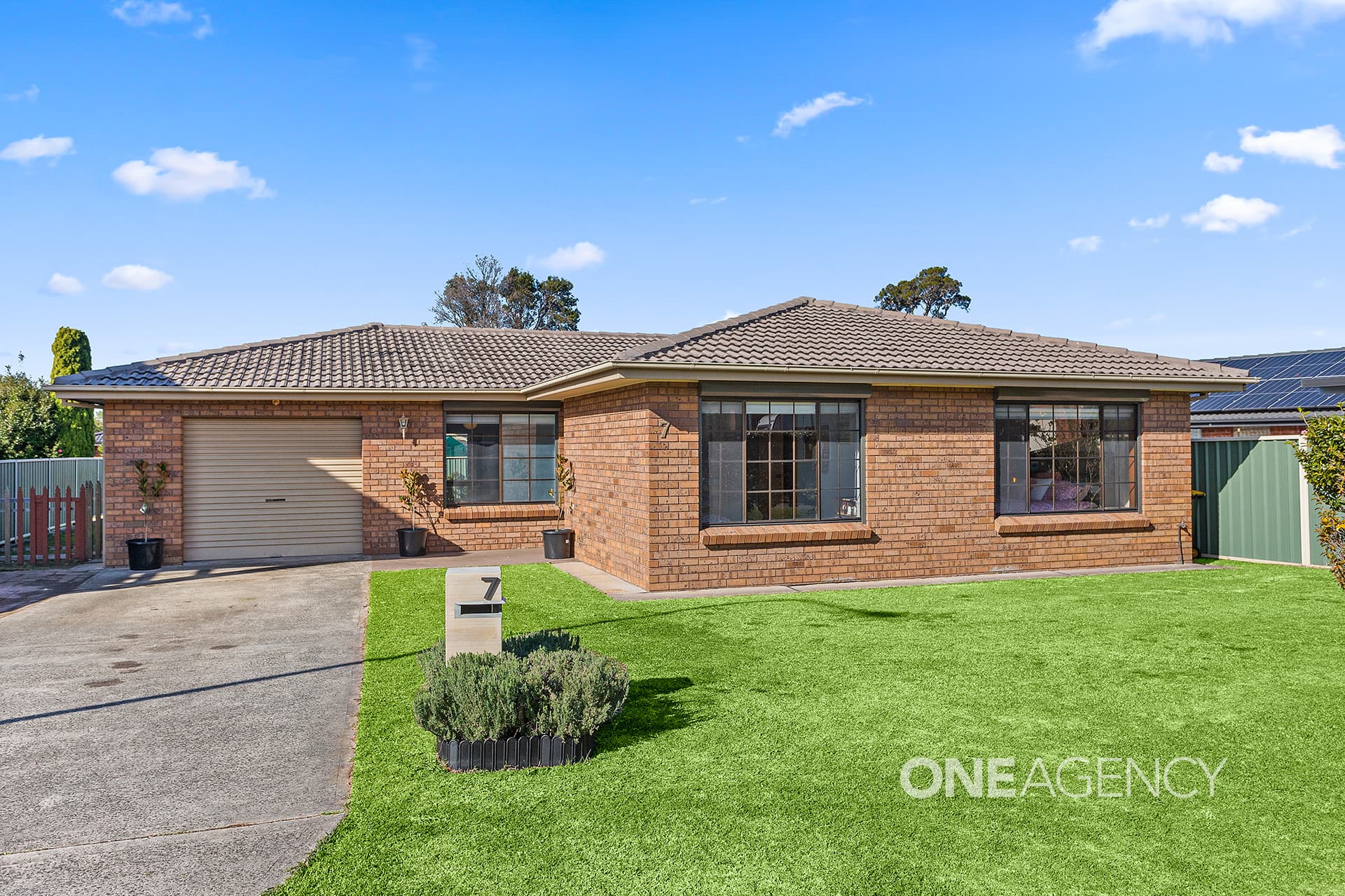 7 Meehan Close, Horsley, Horsley - Image 1