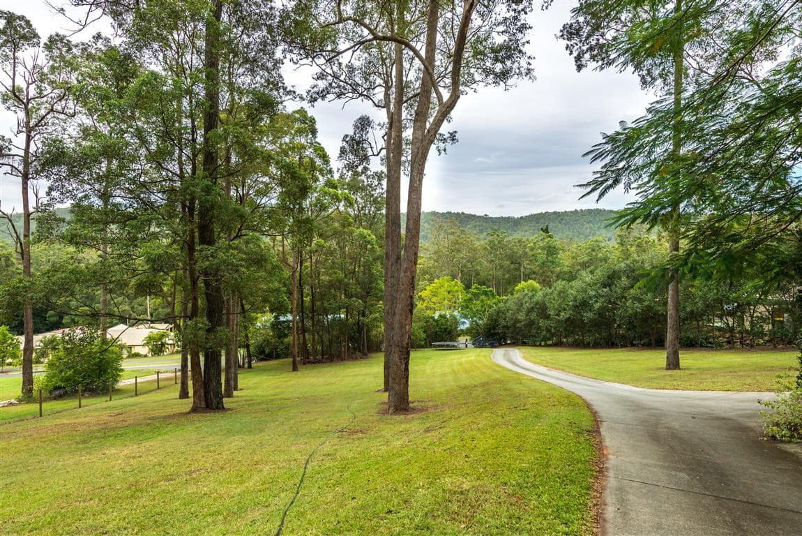58-60 The Oval Drive, Mount Nathan, Mount Nathan - Thumbnail 2