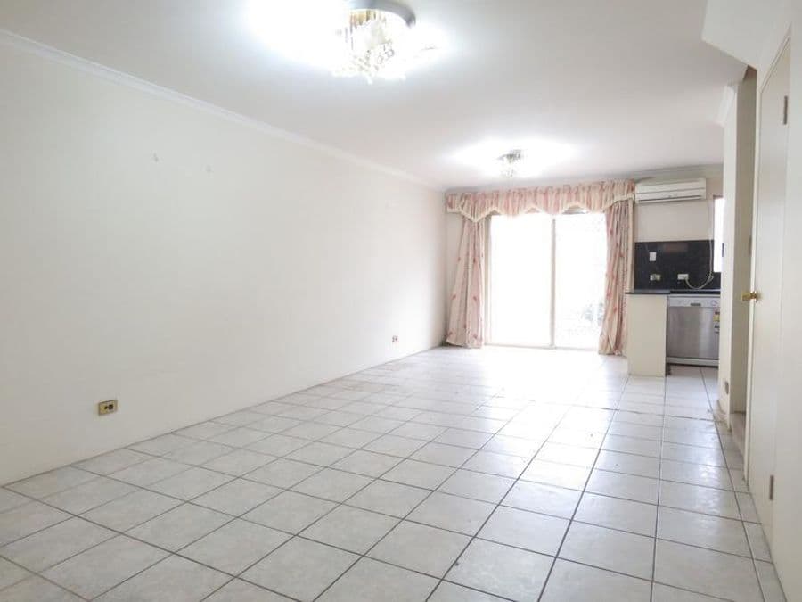 27/3 Reid Avenue, Westmead, Westmead - Thumbnail 2
