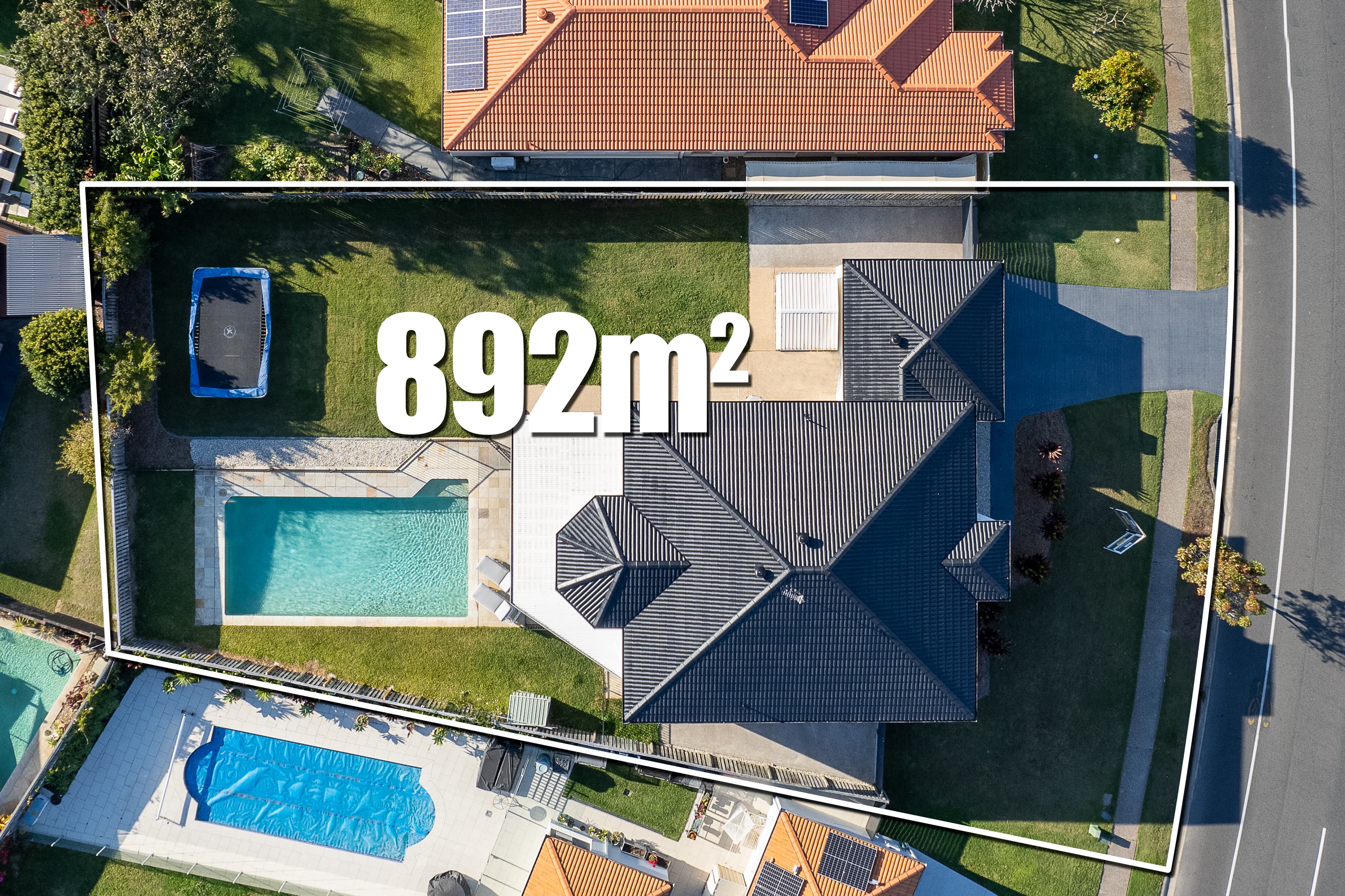 89 Dunlin Drive, Burleigh Waters, Burleigh Waters - Thumbnail 3
