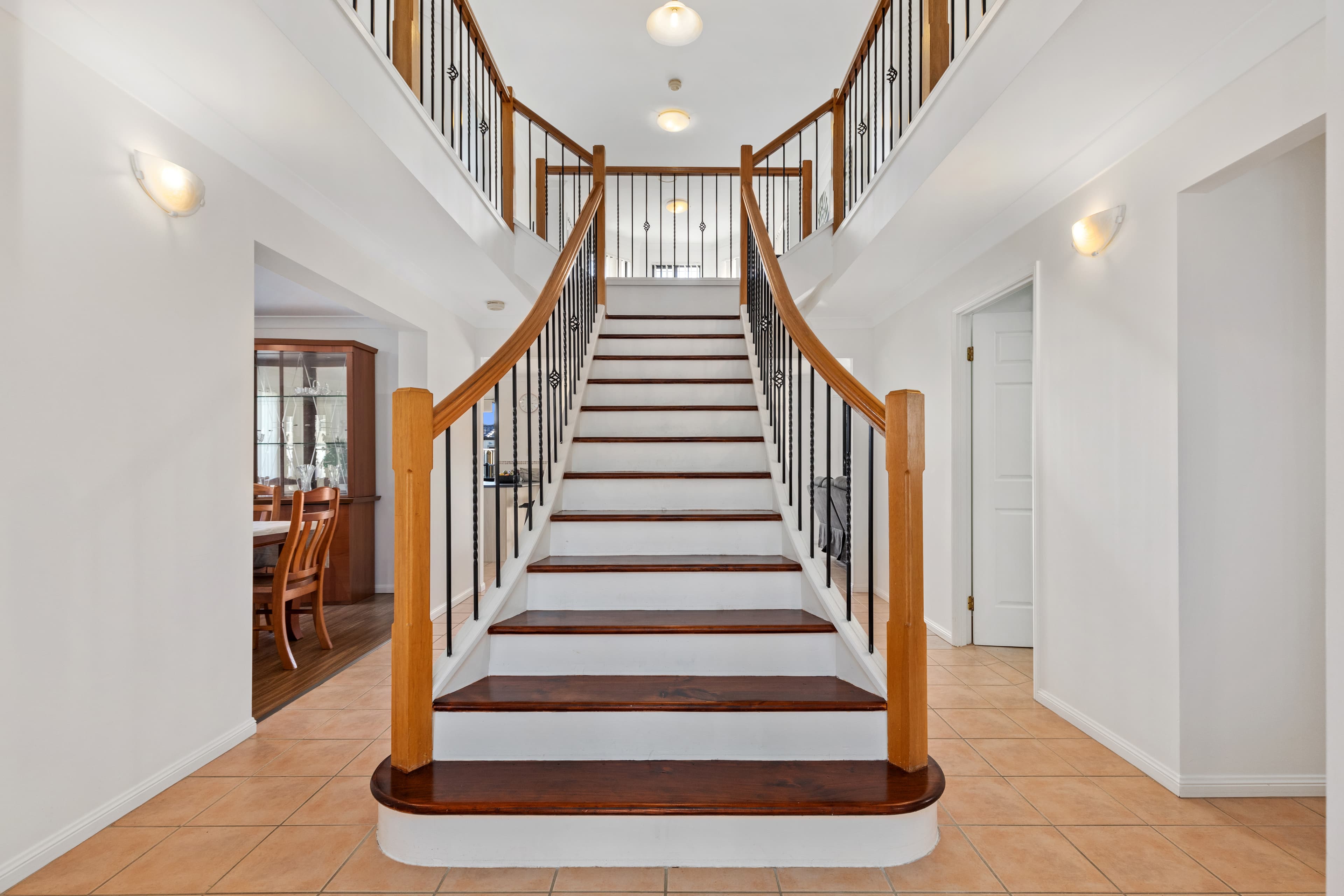 89 Dunlin Drive, Burleigh Waters, Burleigh Waters - Thumbnail 4
