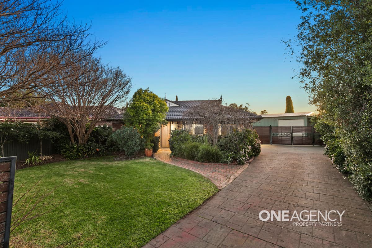 19 Jacqueline Close, Werribee, Werribee - Image 1