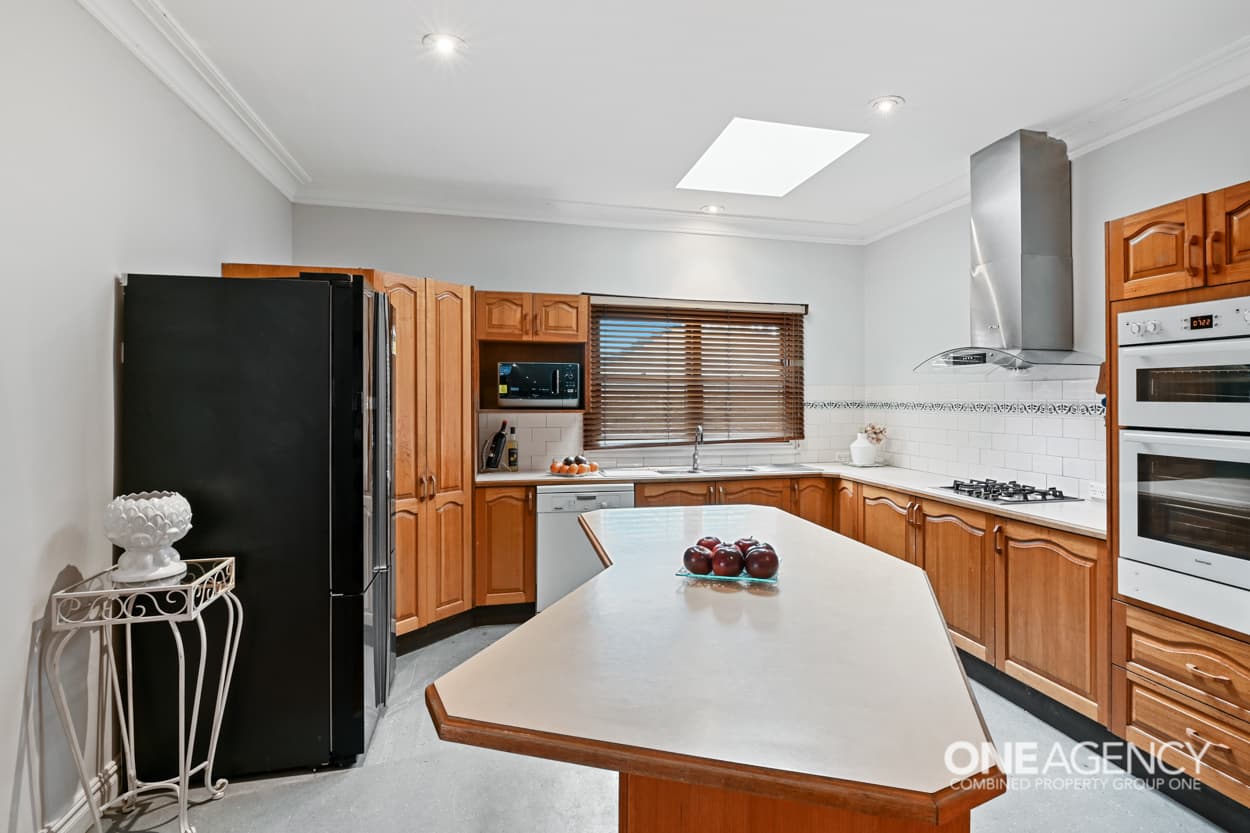 41 Bailey Parade, Peakhurst, Peakhurst - Thumbnail 3