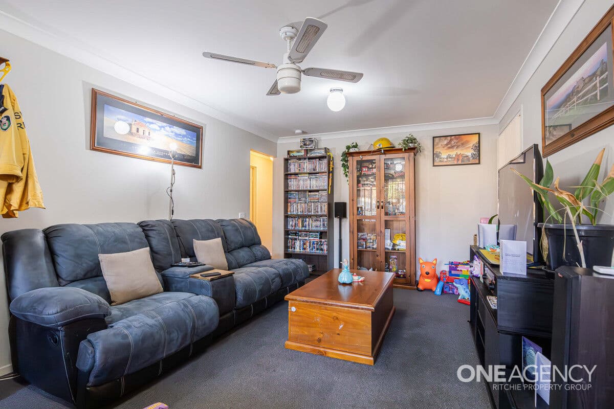 41 Harwood Circuit, Glenmore Park, Glenmore Park - Thumbnail 2