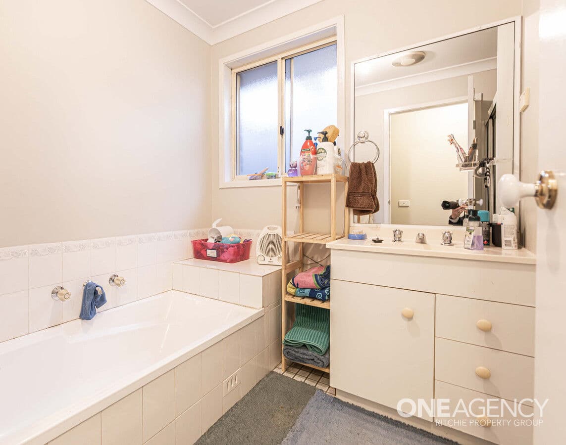 41 Harwood Circuit, Glenmore Park, Glenmore Park - Thumbnail 6