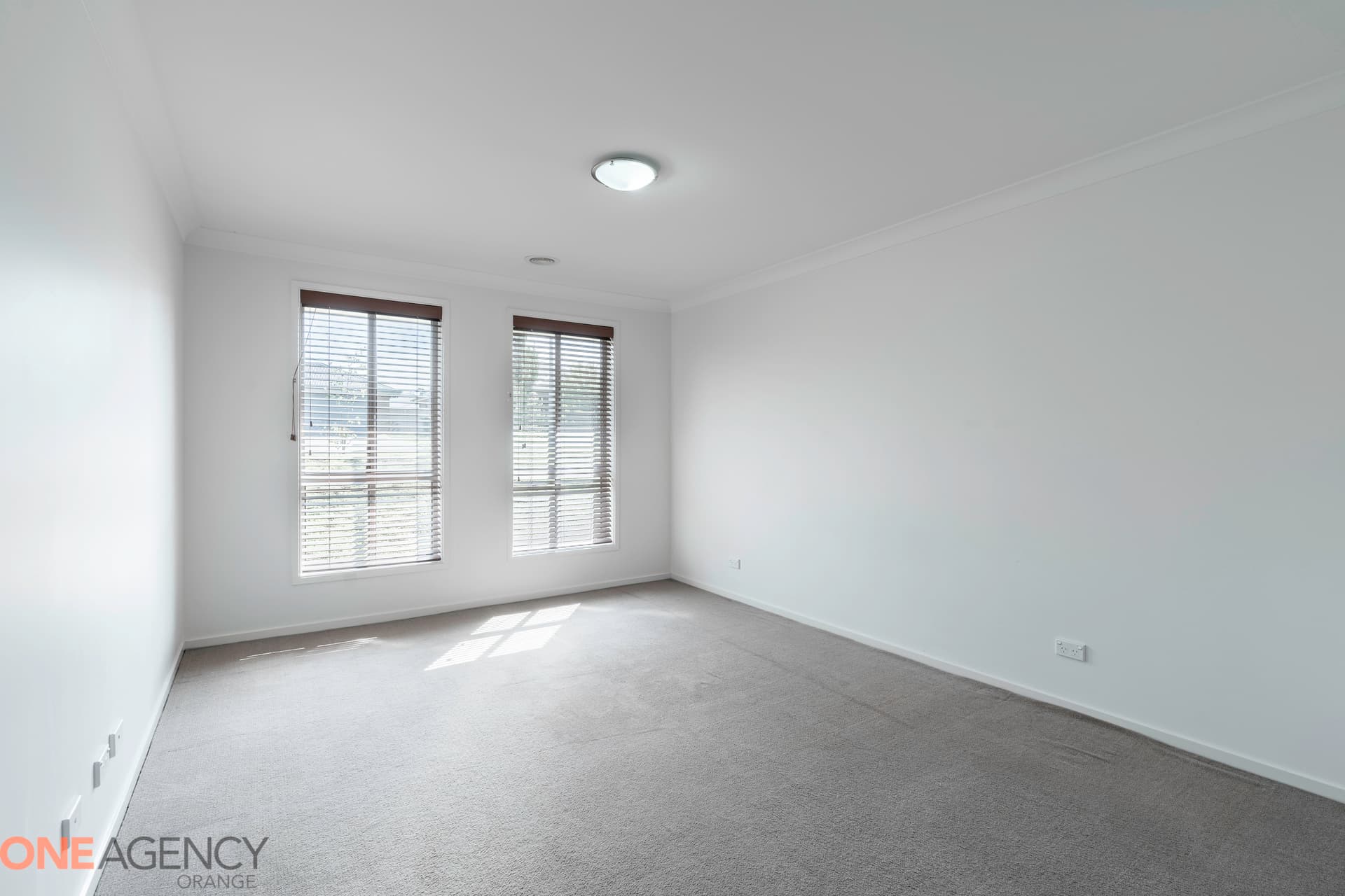 33 Molloy Drive, Orange, Orange - Thumbnail 5