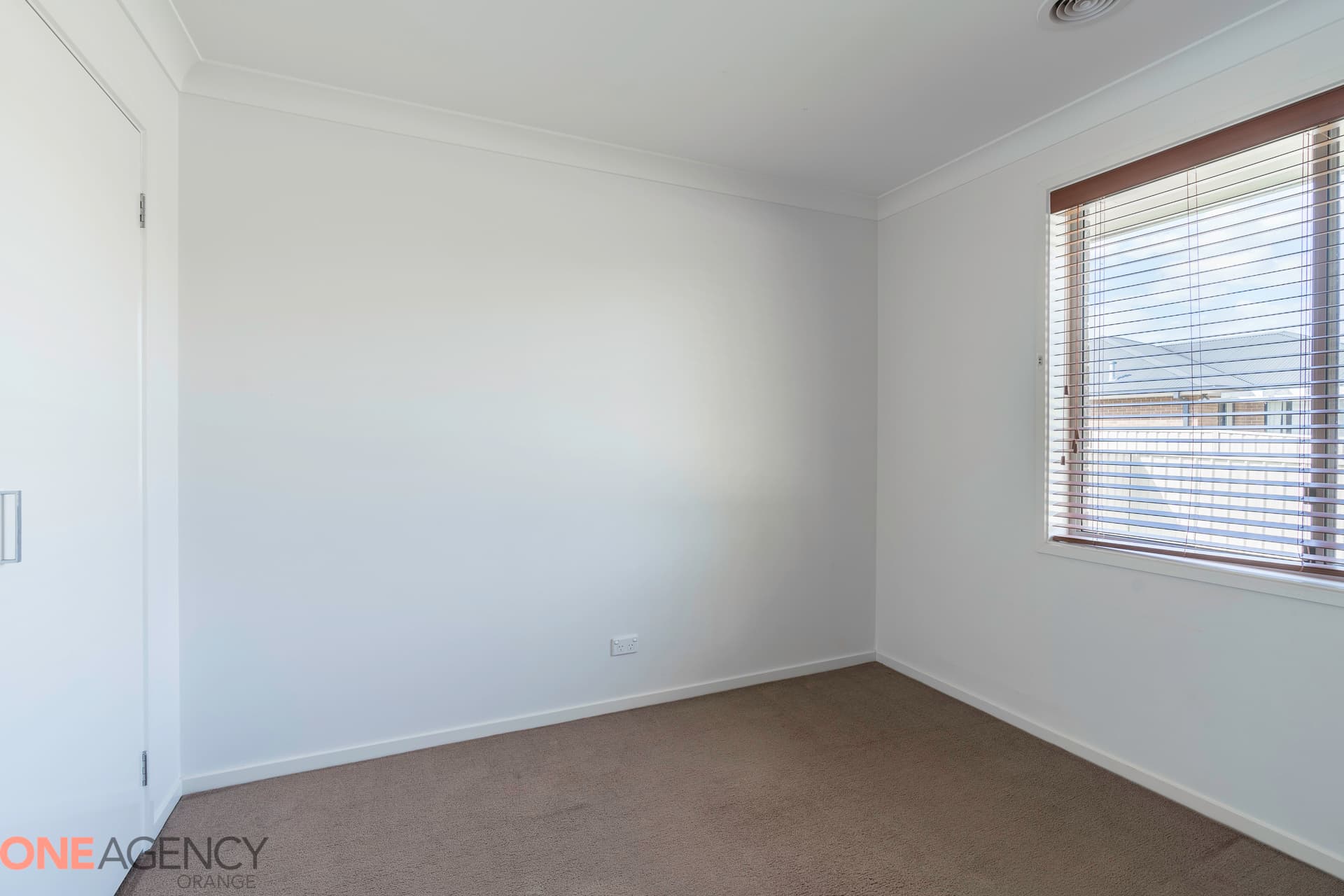 33 Molloy Drive, Orange, Orange - Thumbnail 7