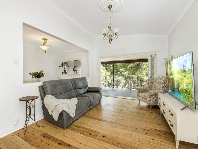 9 Narrawa Avenue, Erina, Erina - Thumbnail 5
