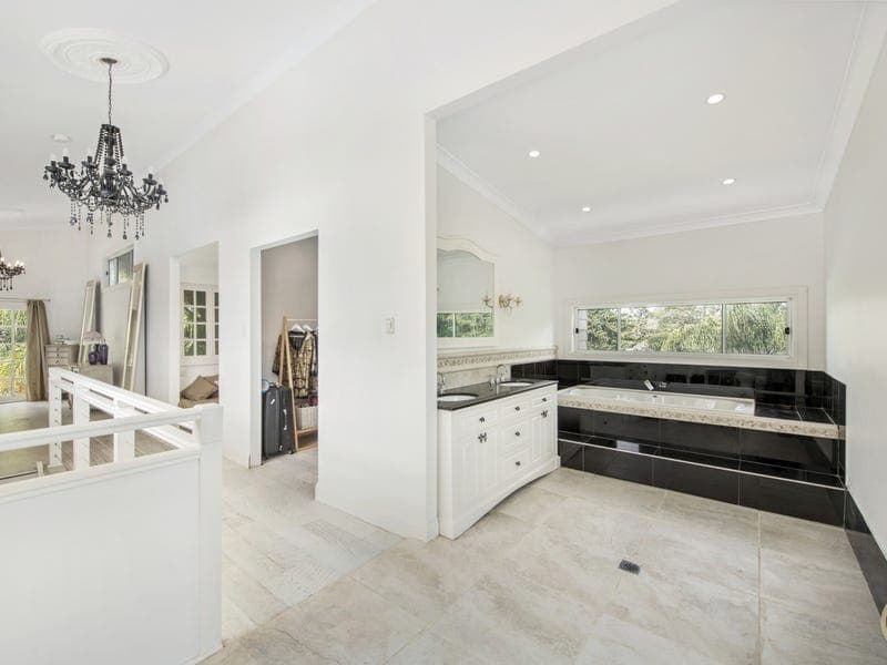 9 Narrawa Avenue, Erina, Erina - Thumbnail 8