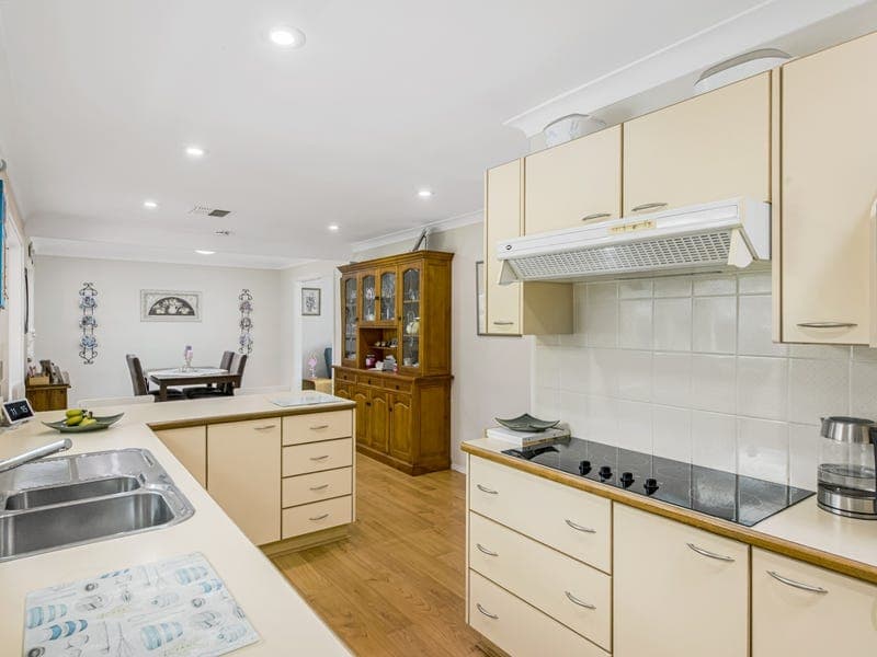 16 Brancourt Crescent, Narara, Narara - Thumbnail 5