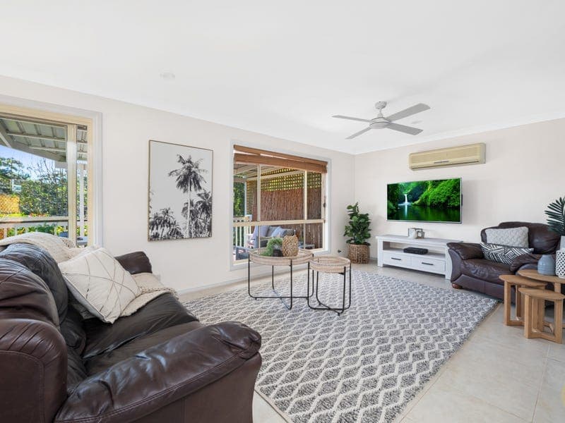 17 Moray Parade, Saratoga, Saratoga - Thumbnail 5