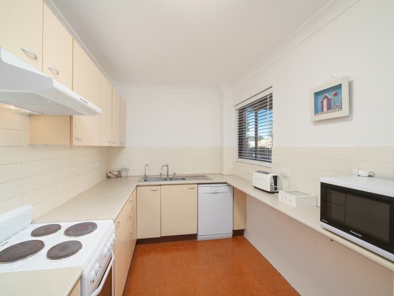8/13 Campbell Crescent, Terrigal, Terrigal - Thumbnail 3