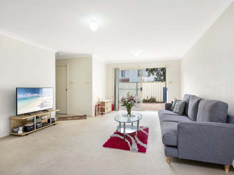 2/7-8 Jennie Cox Close, Erina, Erina - Thumbnail 3