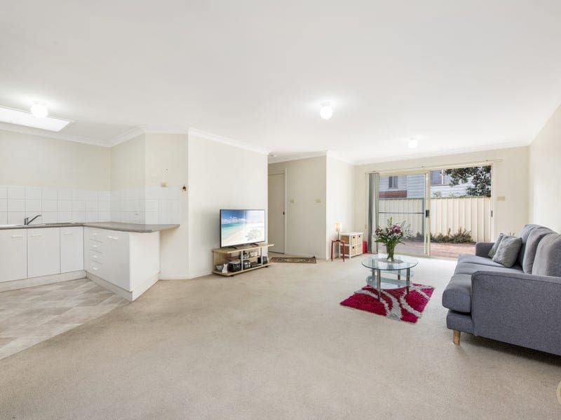 2/7-8 Jennie Cox Close, Erina, Erina - Thumbnail 4