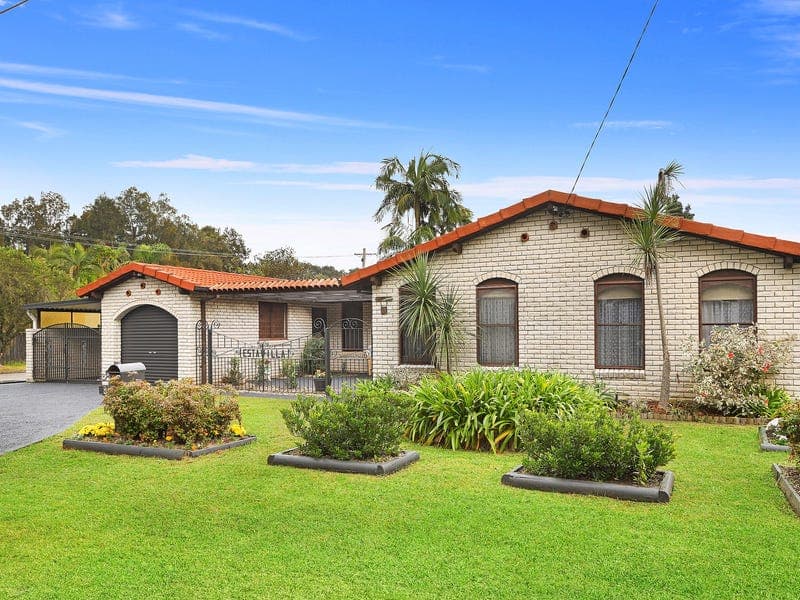 8 Davies Street, Kincumber, Kincumber - Image 1