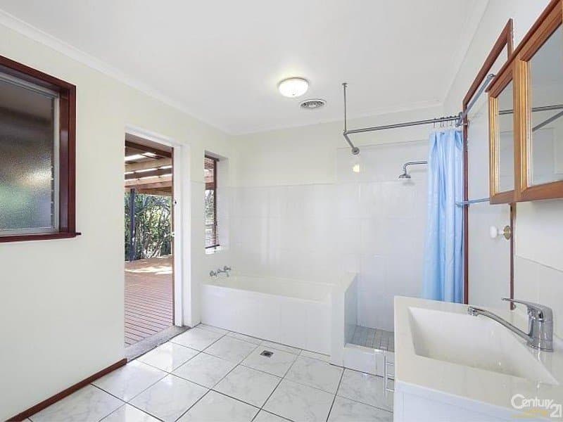8 Narrawa Avenue, Erina, Erina - Thumbnail 7