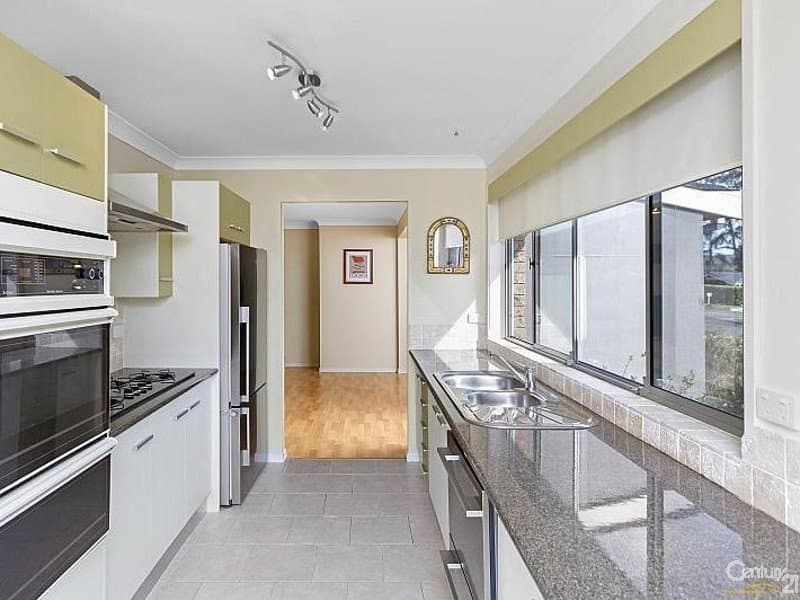 2 Letitia Close, Green Point, Green Point - Thumbnail 2