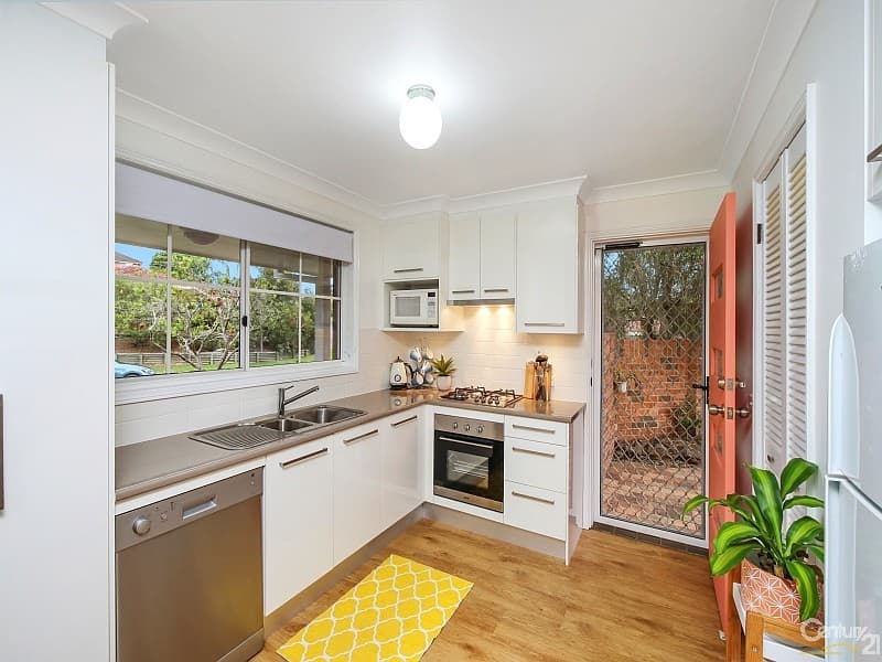 1/1 White Cedar Close, Green Point, Green Point - Thumbnail 3