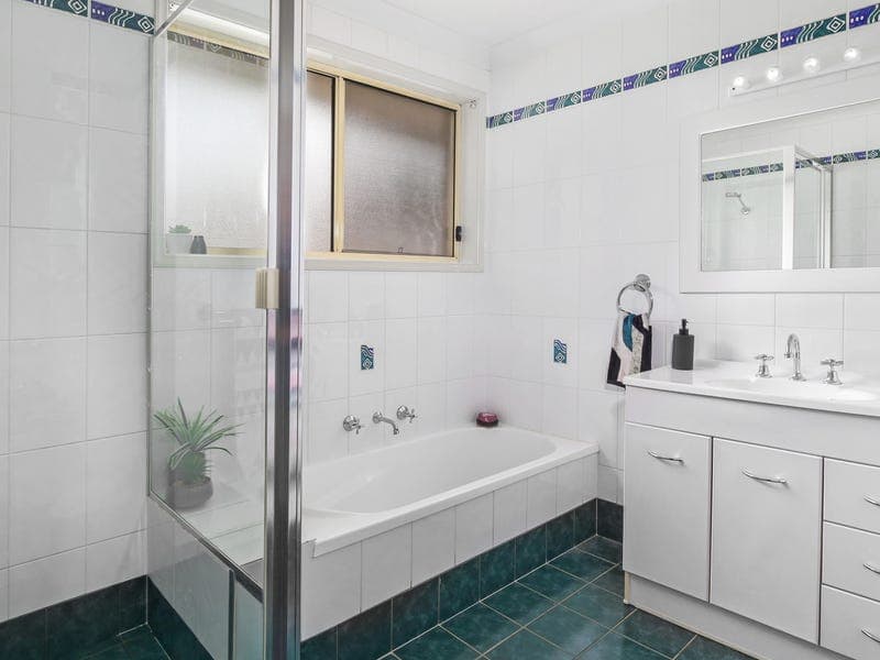 2/6 Jacaranda Avenue, Glenning Valley, Glenning Valley - Thumbnail 7