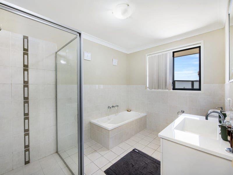 4/92 Bronzewing Drive, Erina, Erina - Thumbnail 8