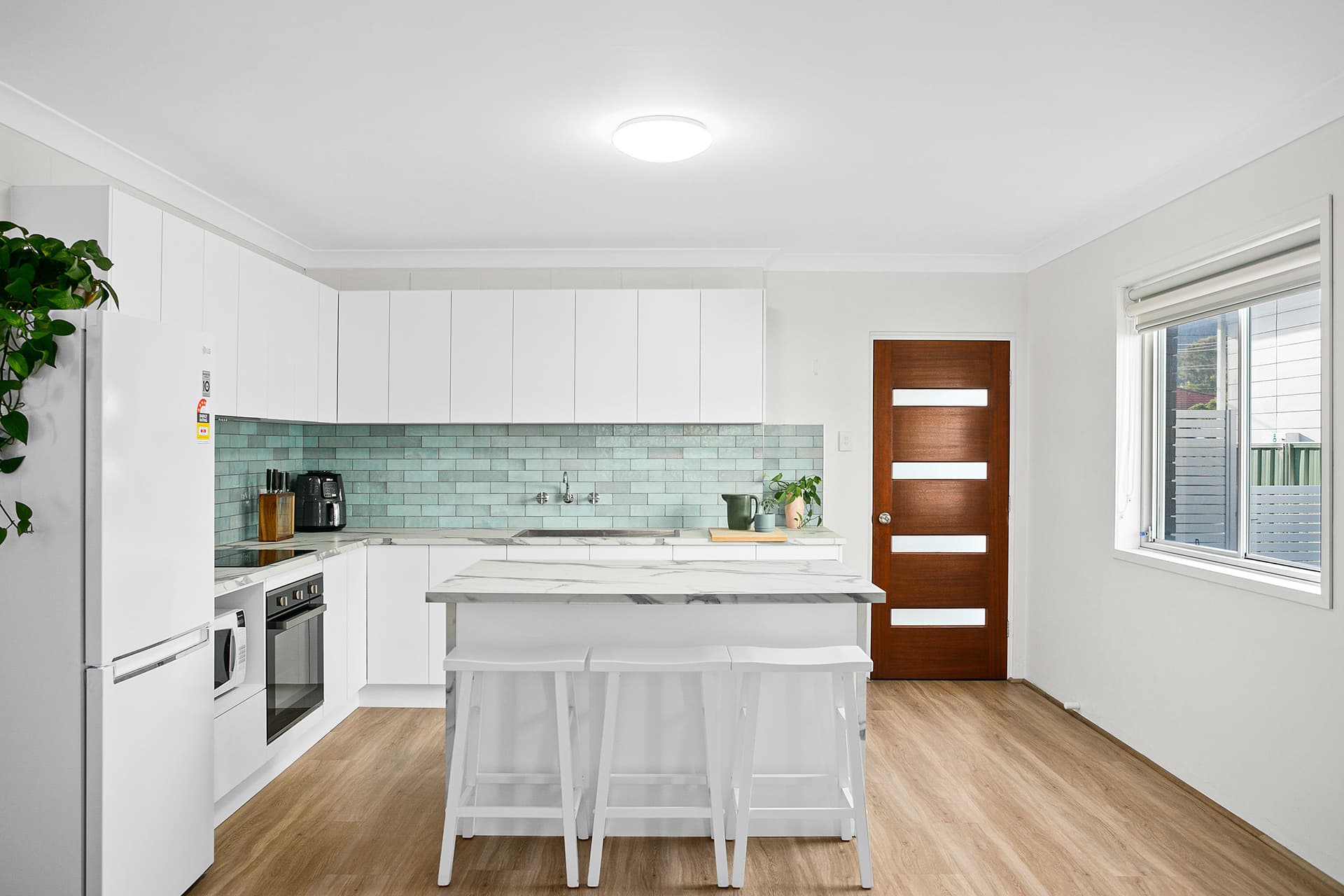 2/213 Lawrence Hargrave Drive, Thirroul, Thirroul - Image 1