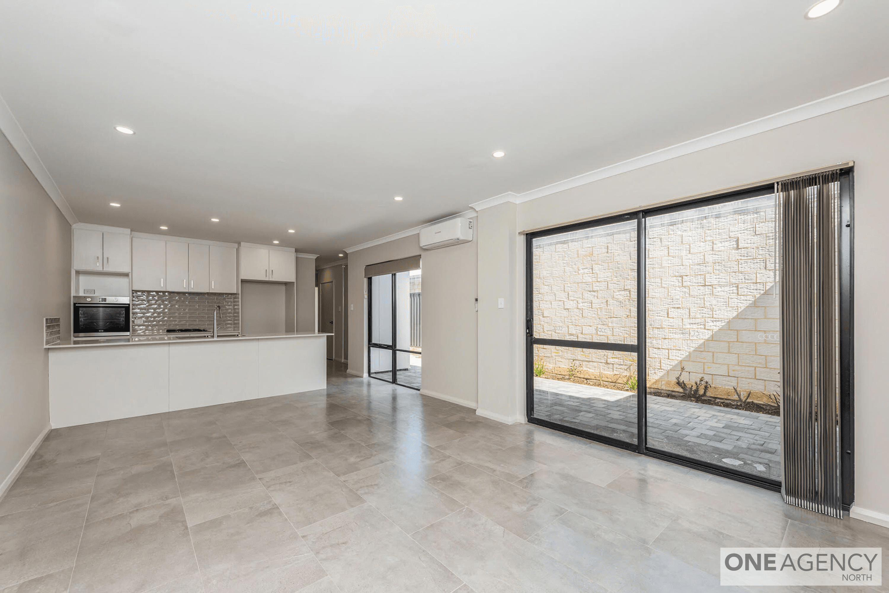 37 Cedarleaf Grange, Dayton, Dayton - Thumbnail 4