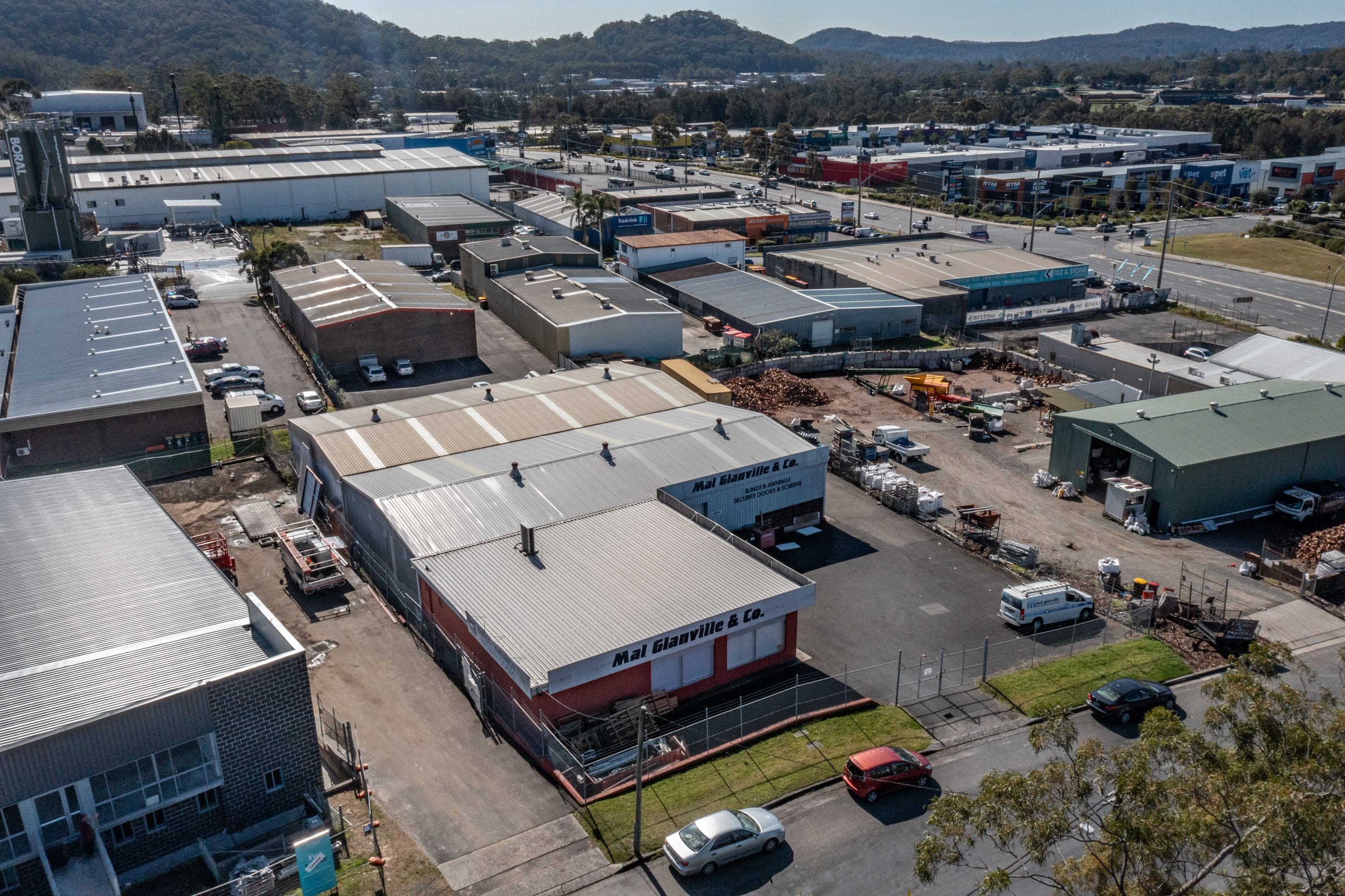 12 Dyer Crescent, West Gosford, West Gosford - Thumbnail 3