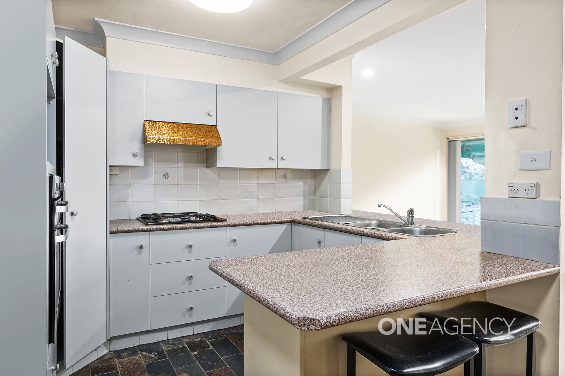 13 Hughes Drive, Albion Park, Albion Park - Thumbnail 2