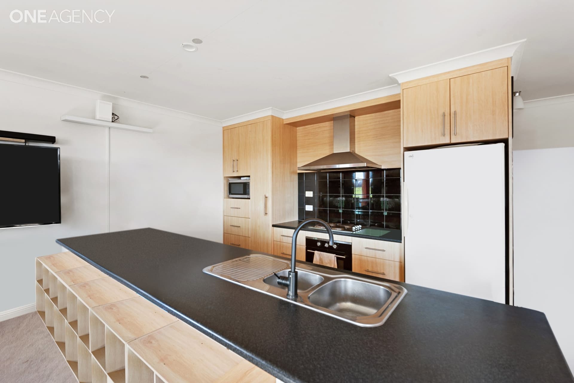 76 John Street, East Devonport, East Devonport - Thumbnail 4
