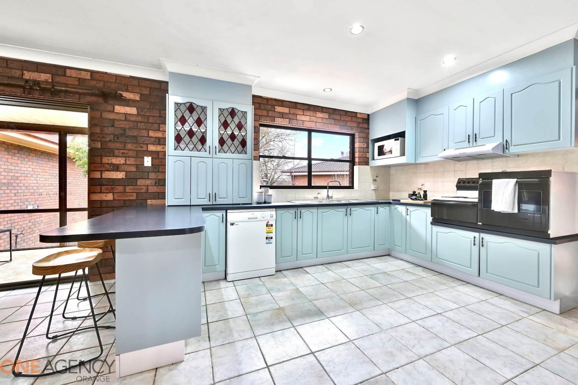 41 Yarawini Drive, Orange, Orange - Thumbnail 2