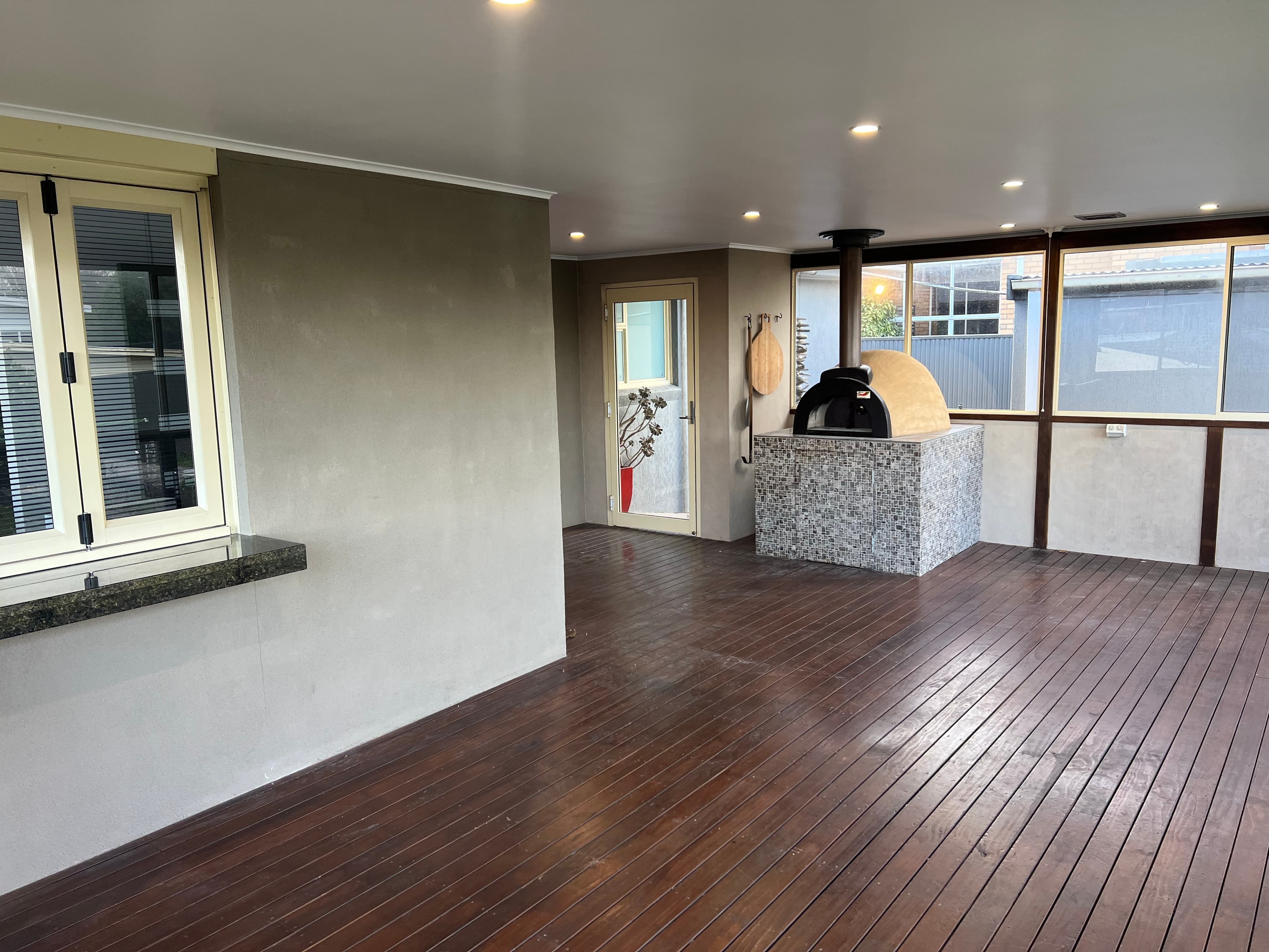 12 Curraghmore Avenue, Park Grove, Park Grove - Thumbnail 5